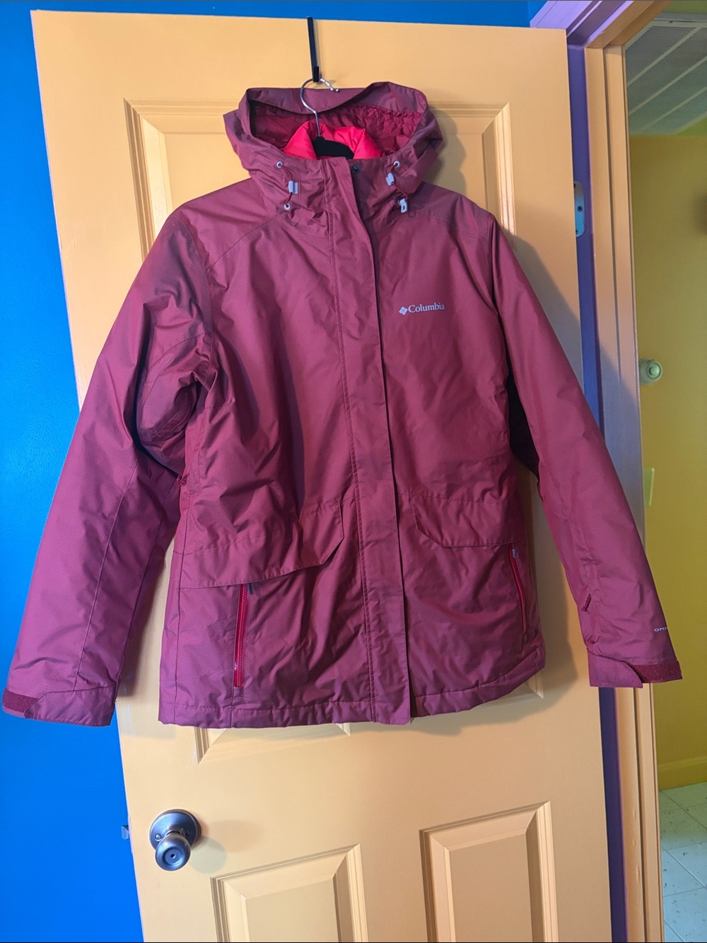 Columbia Womens Red Hooded Ski Jacket